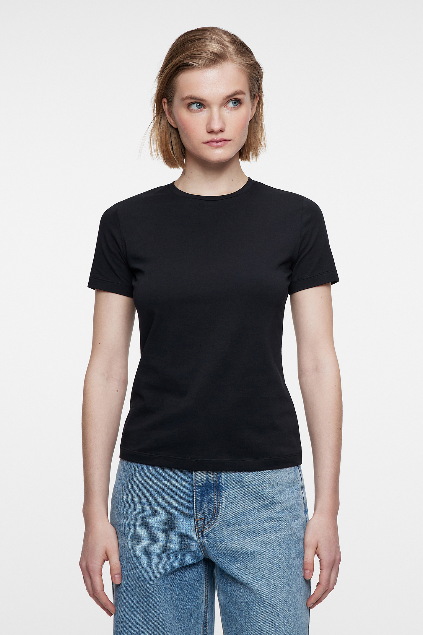 

Футболка женская Befree SLIM10 черная S, SLIM10