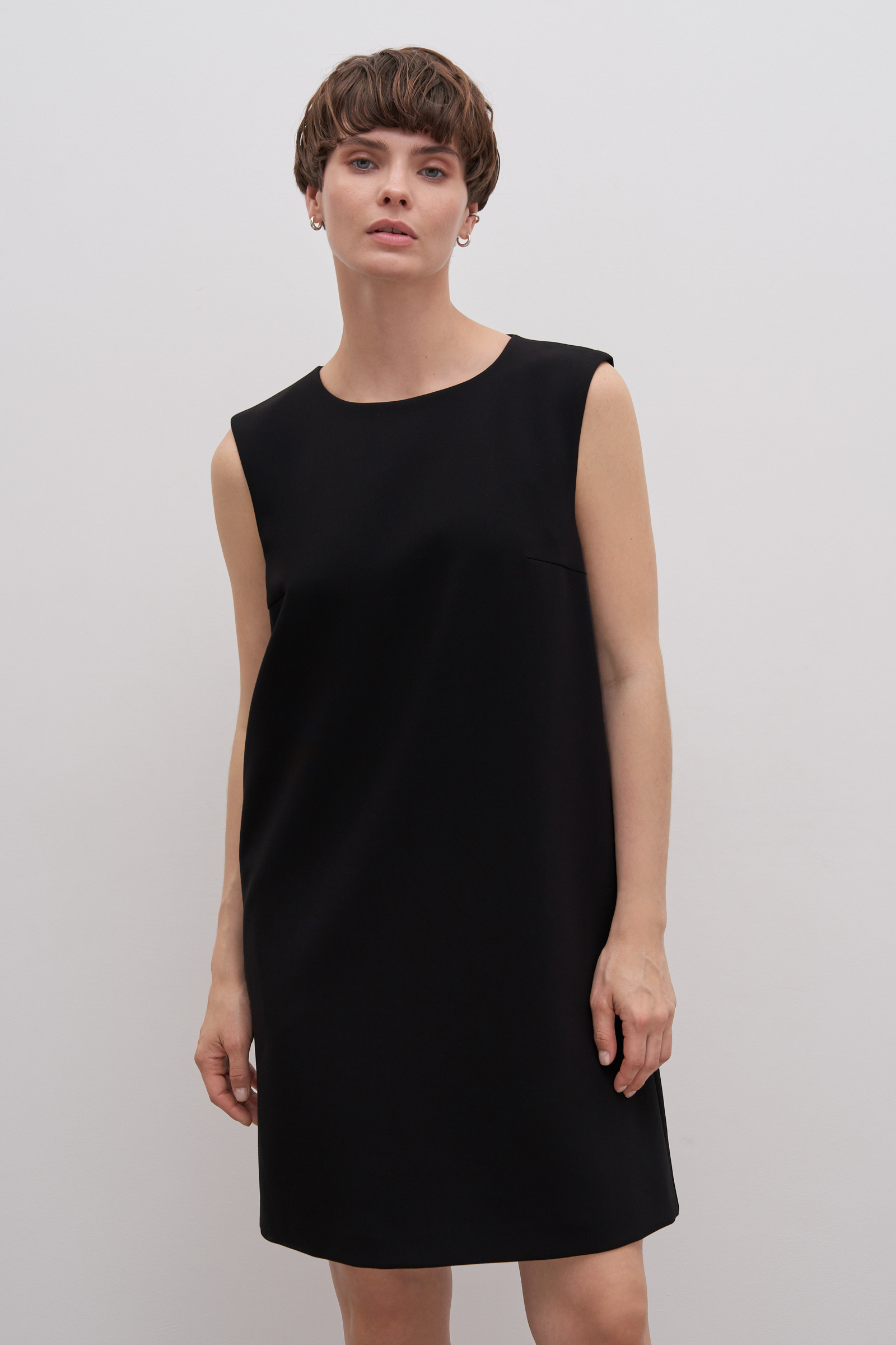 Платье женское Finn Flare FAD110175 черное XS