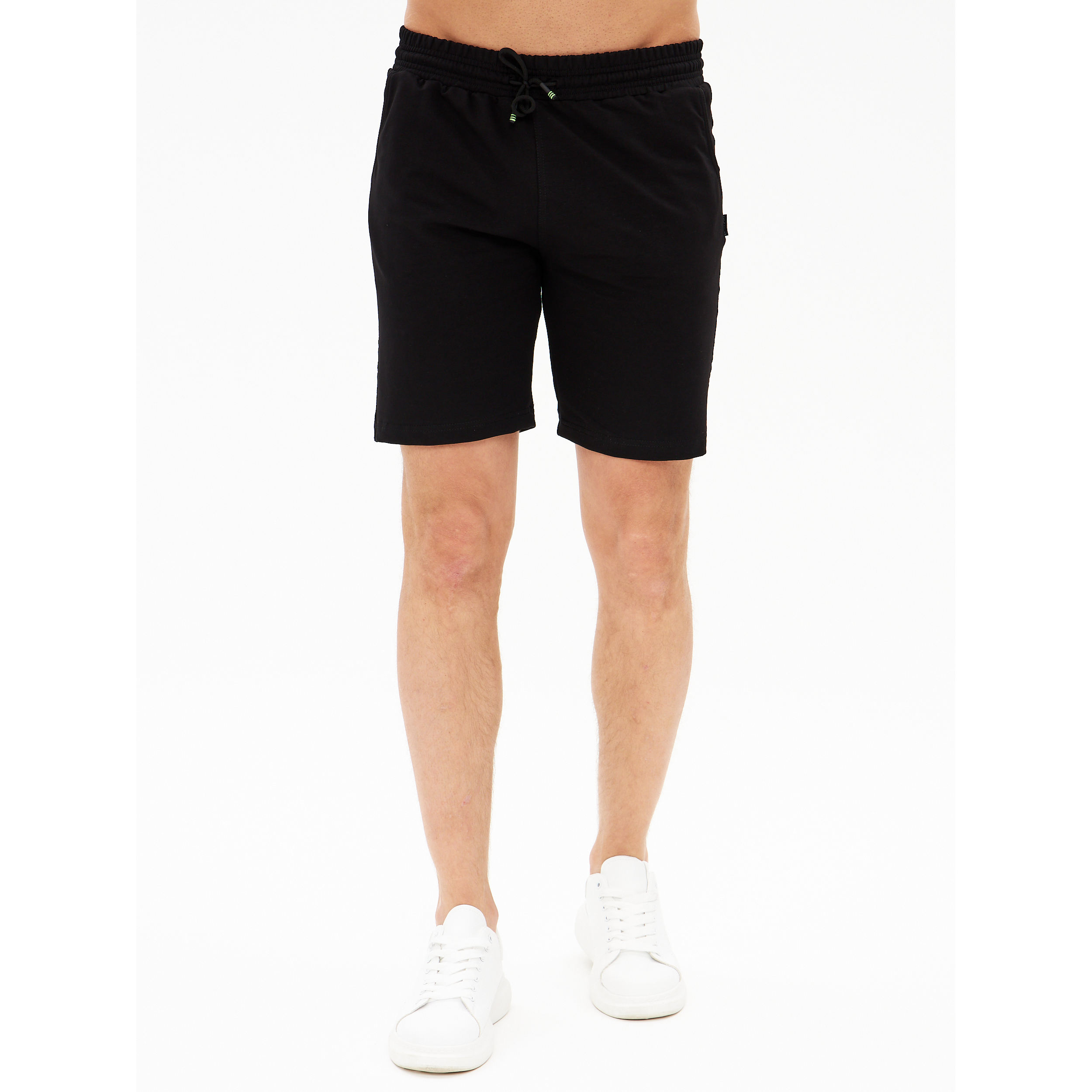 

Трикотажные шорты мужские NoBrand shorts_nobrand_ng черные L, Черный, shorts_nobrand_ng