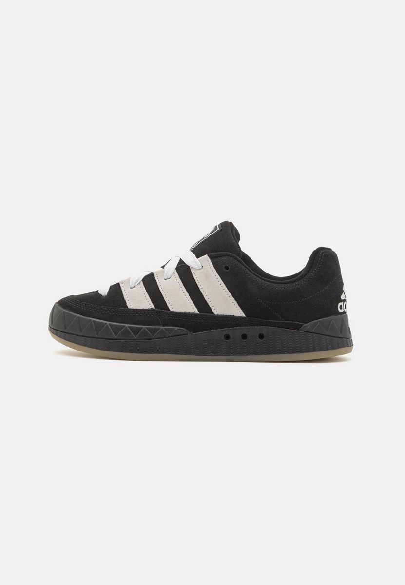 

Кеды мужские Adidas AD115O1PC черные 48 EU, Черный, AD115O1PC