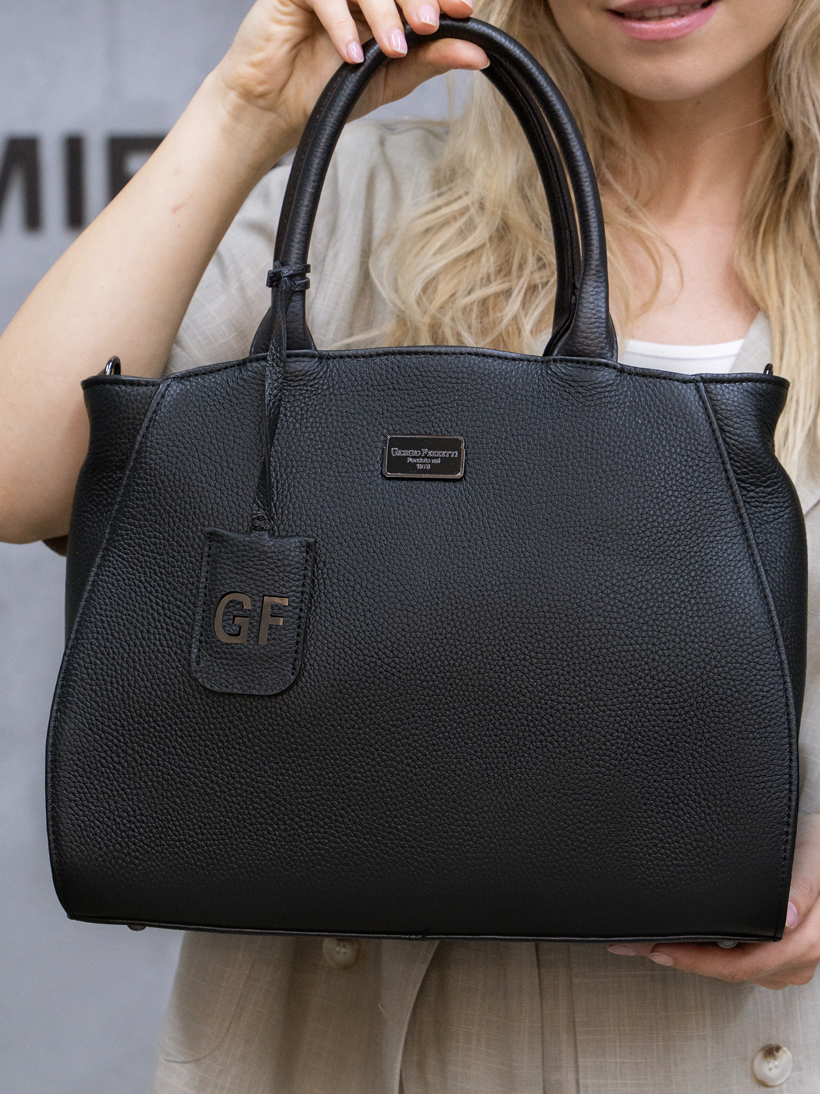 

Сумка женская Giorgio Ferretti 2020615, черный, 2020615