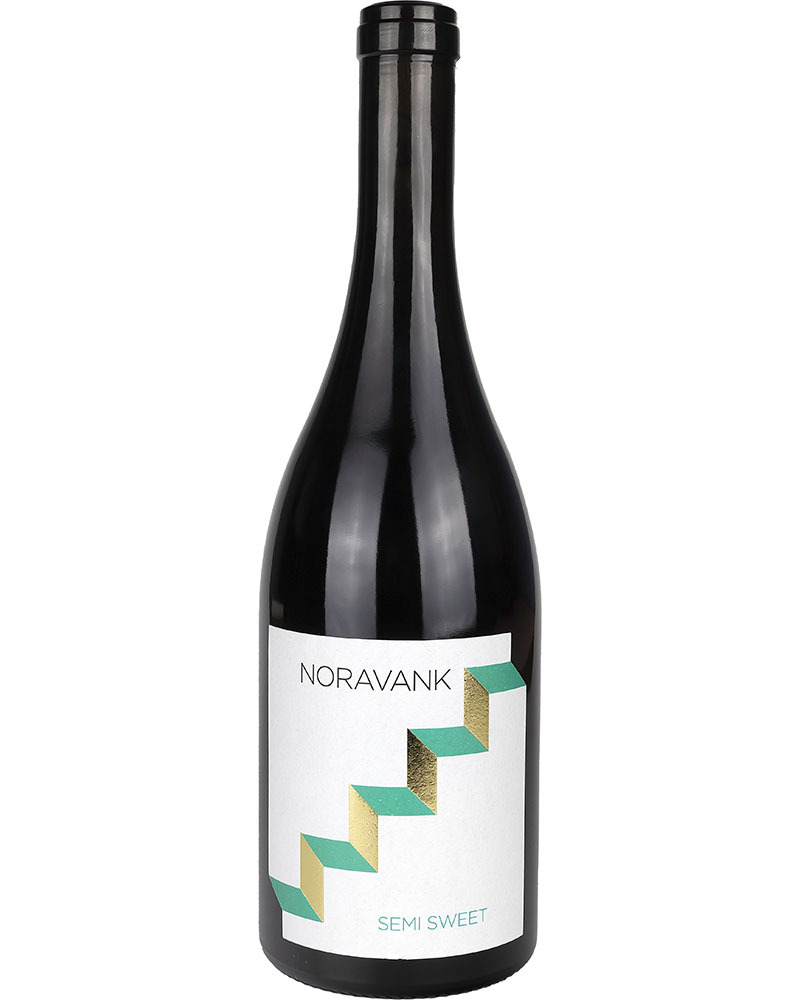 

Вино Maran Winery Нораванк Красное Полусладкое 12%, Армения 0,75 л