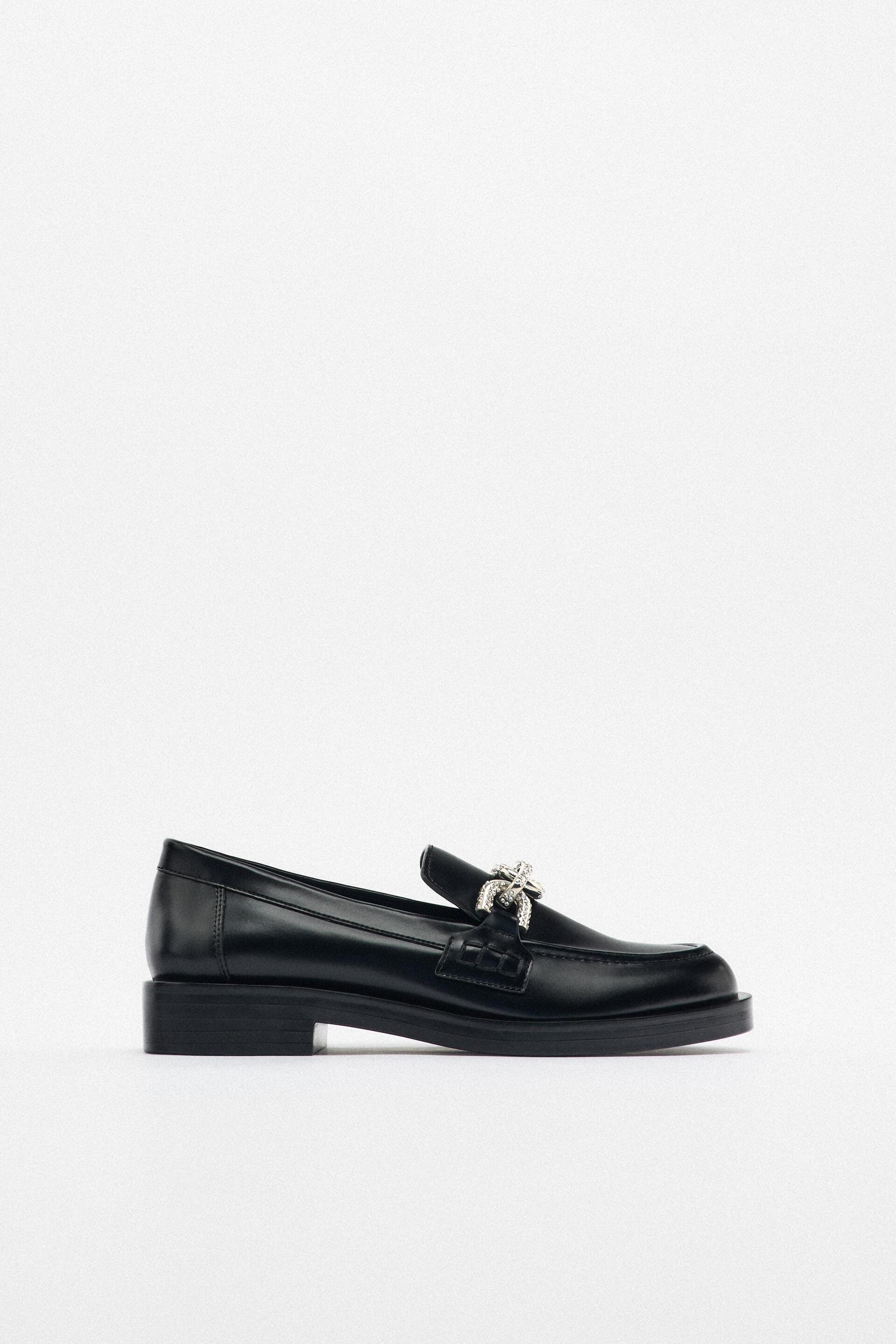

Лоферы женские ZARA 12579010 черные 35 RU (доставка из-за рубежа), 12579010