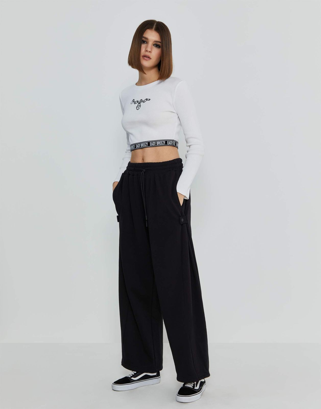 

Брюки детские Gloria Jeans GAC022281, черный, 134, GAC022281