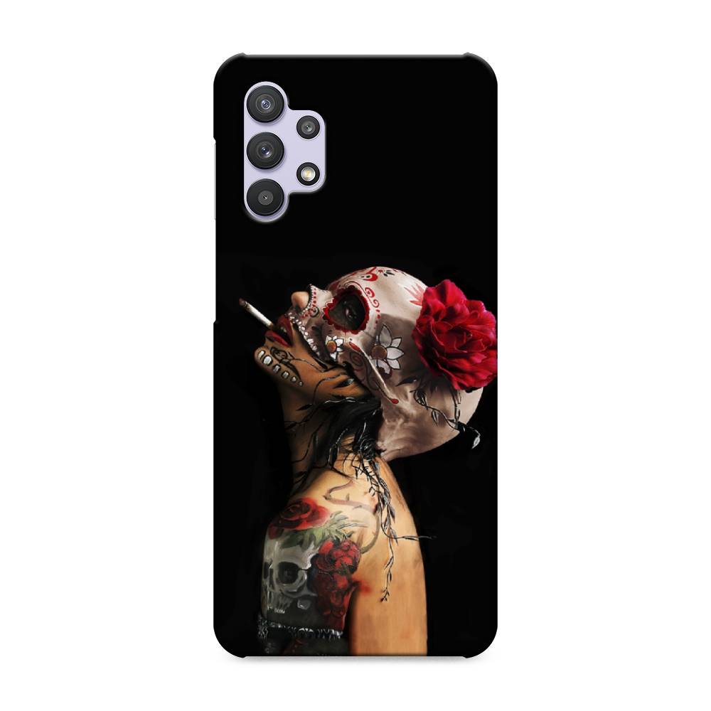

Пластиковый чехол "Девушка с черепом" на Samsung Galaxy A32, 2102020-7
