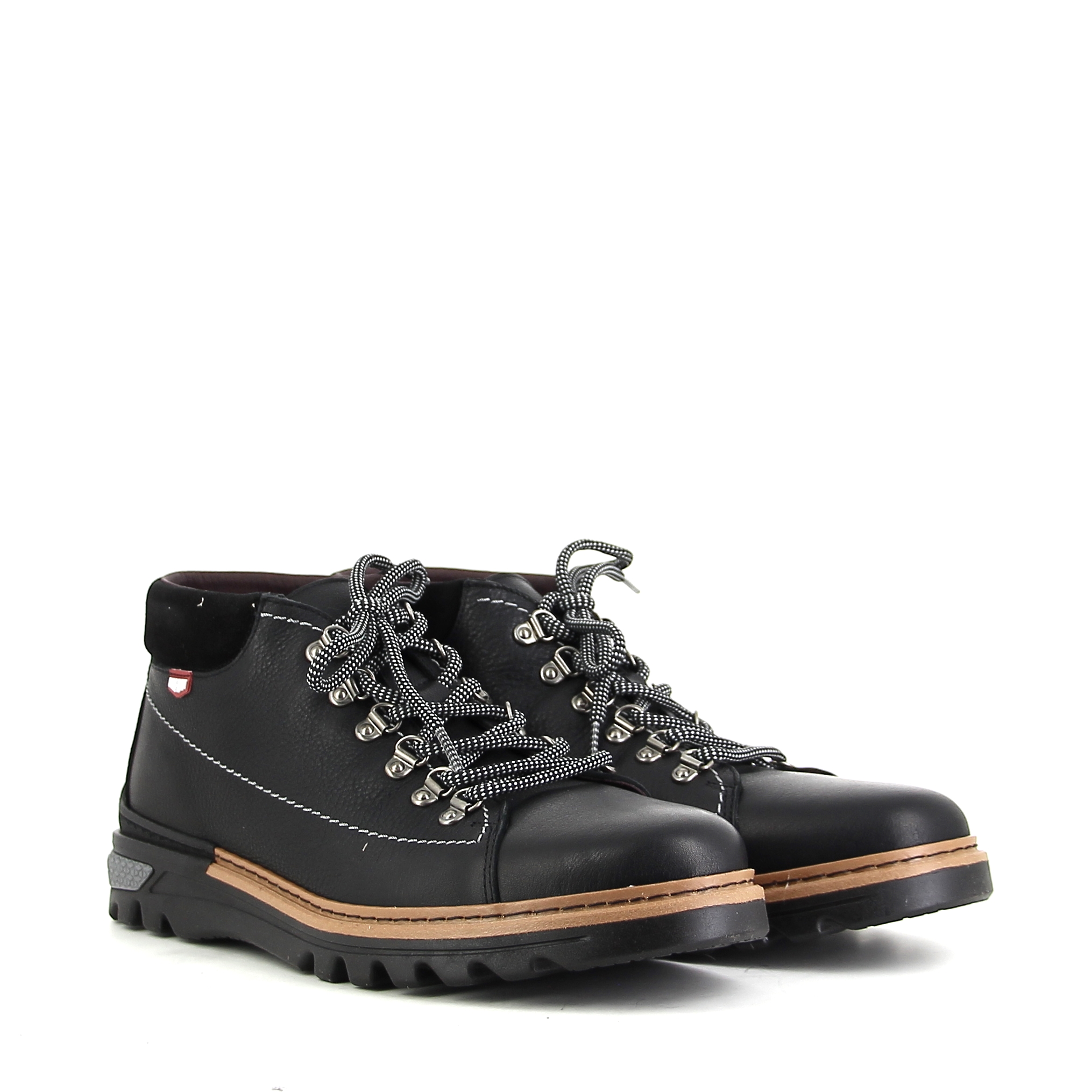 

Ботинки мужские ON FOOT 10114 черные 45 RU, 10114