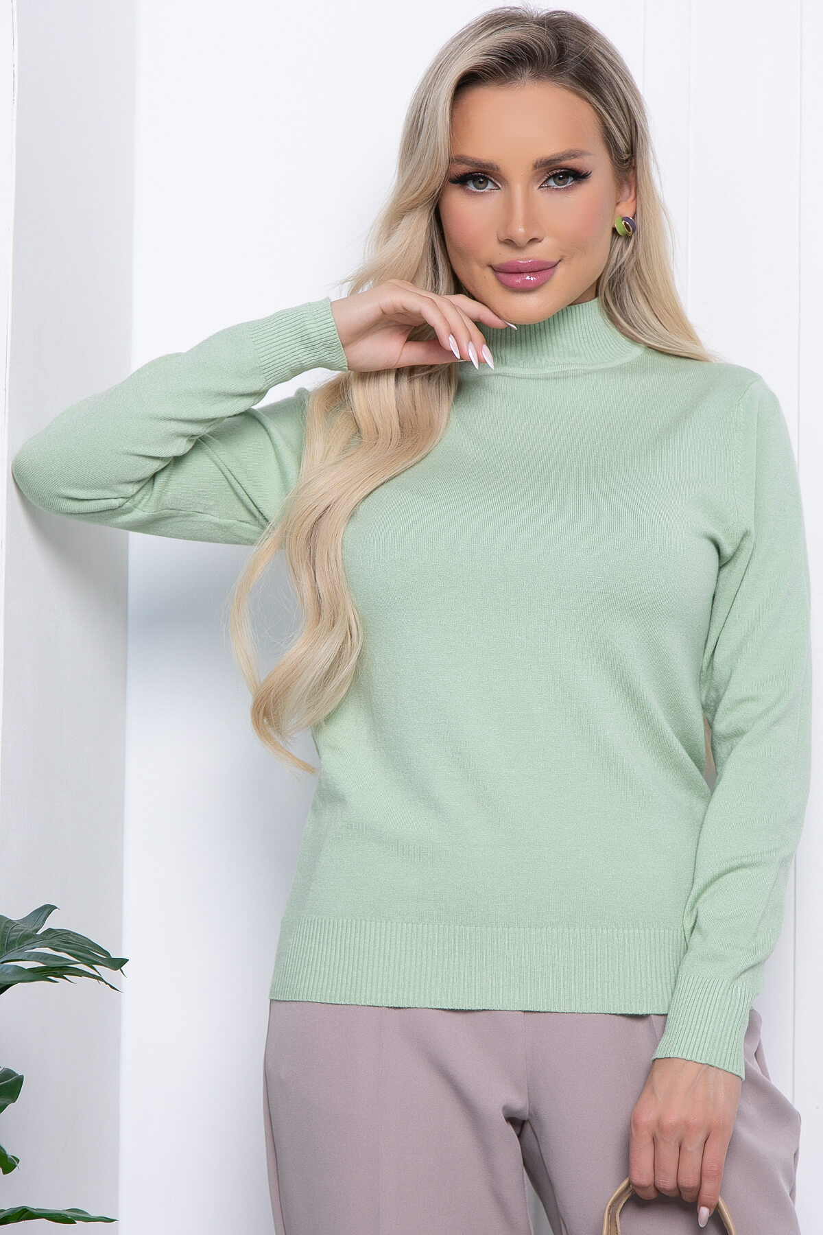 

Водолазка женская LT Collection Осенняя история зеленая 44 RU, Зеленый, Осенняя история