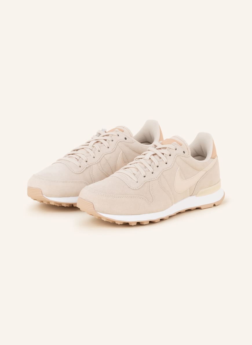 Кроссовки женские Nike 1001310960 бежевые 38.5 RU (доставка из-за рубежа)