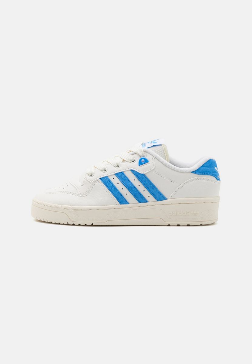 

Кроссовки унисекс Adidas AD115O1OF белые 46 EU, Белый, AD115O1OF