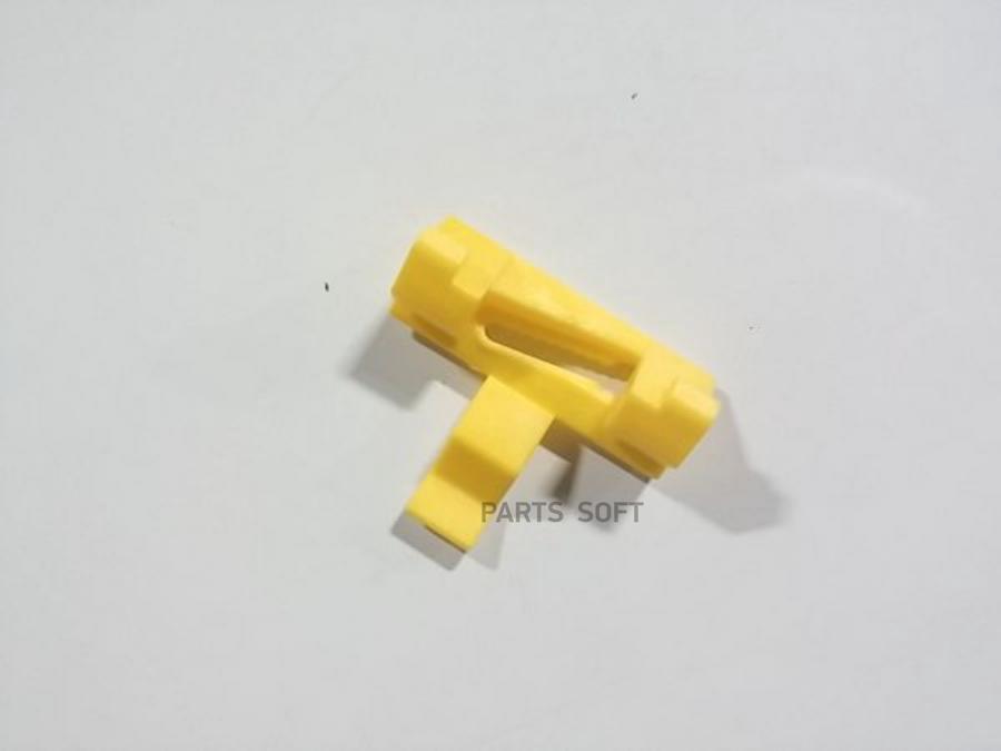 

Клипса молдинга лобового стекла volvo 30 678 009