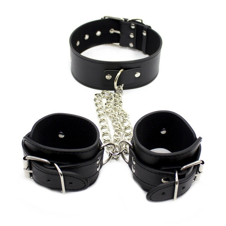 Бондаж для рук KISSEXPO с ошейником на цепочках черный