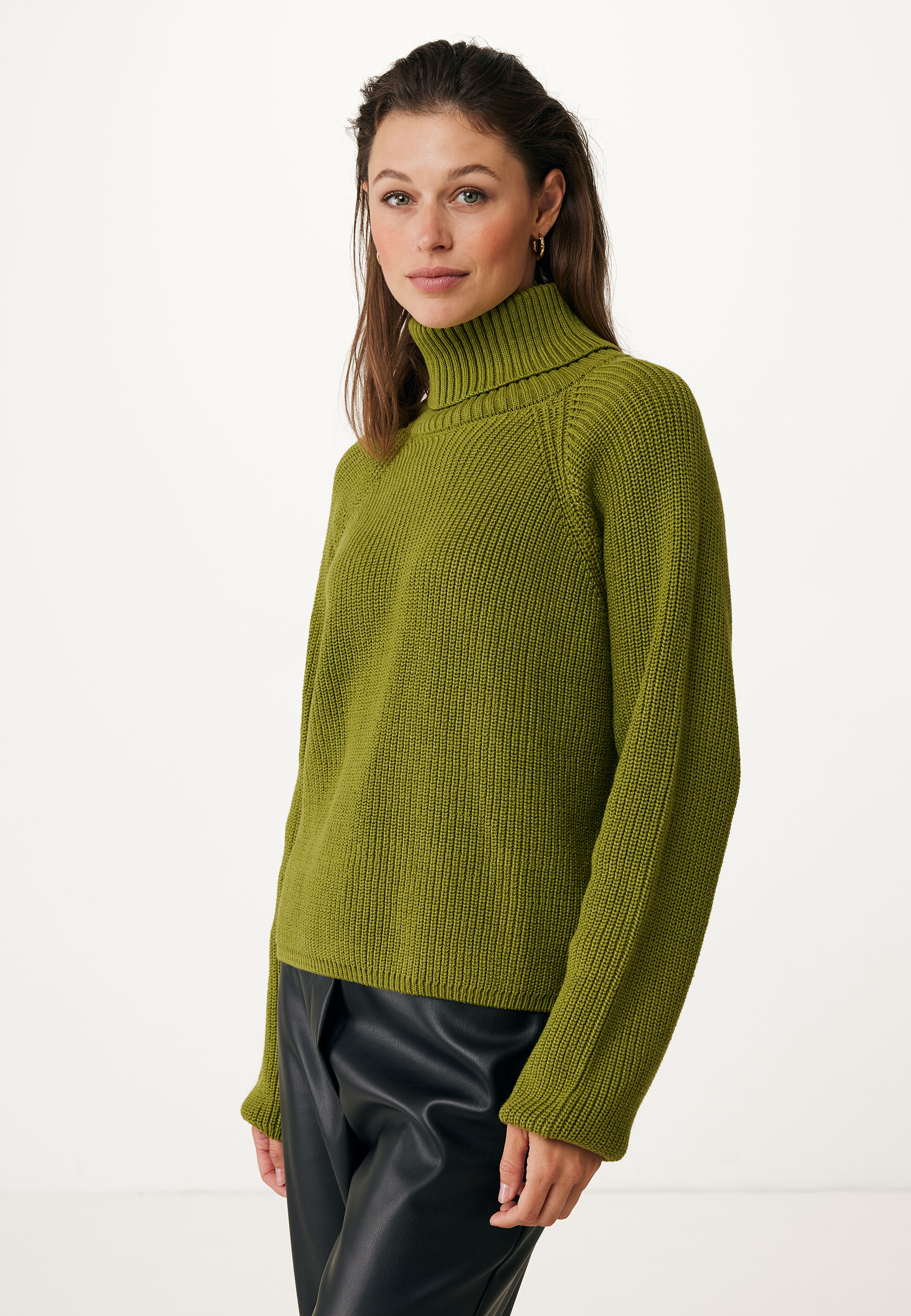 

Свитер женский Mexx MF006606343W хаки XS, MF006606343W