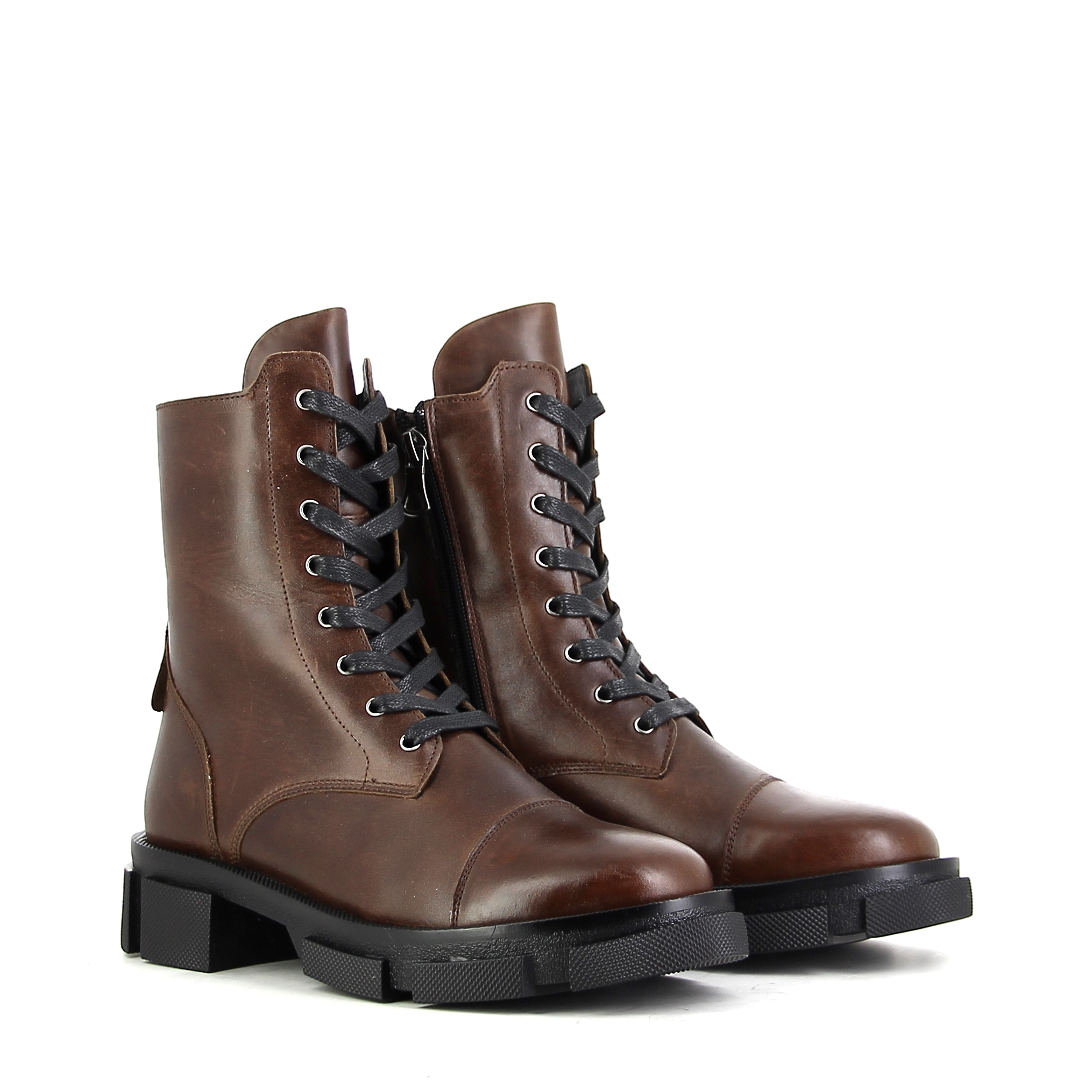 

Ботинки женские Bochetti 105 RM коричневые 38 RU, 105 RM