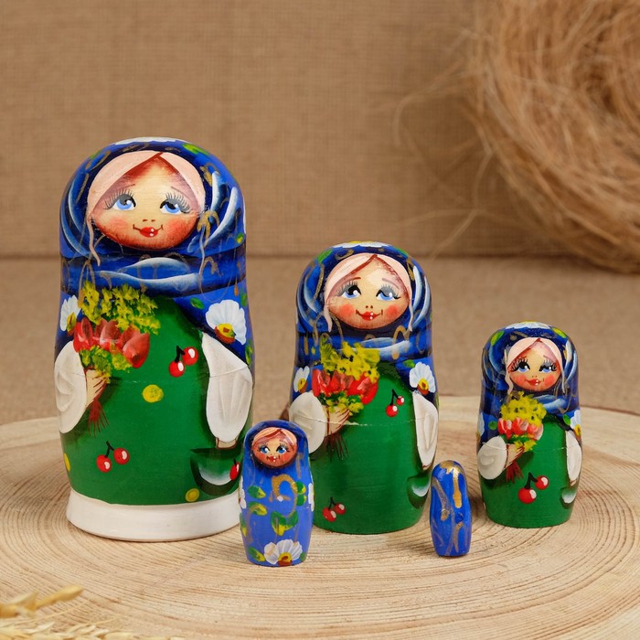 

Матрешка "Девочка с Цветами" малая,авторская, 5 кукольная, Художественная матрёшка