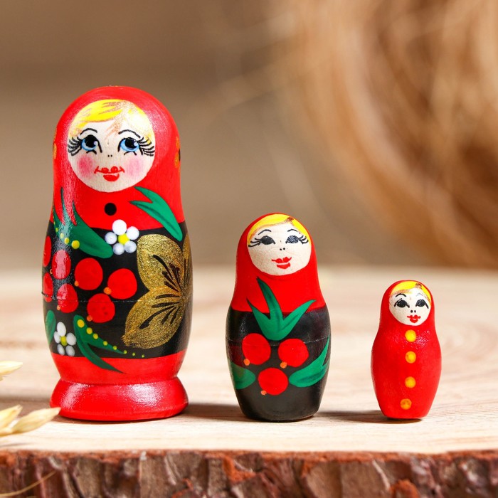 

Набор "Матрёшка-рябинка" 3 кукольная, 5 шт