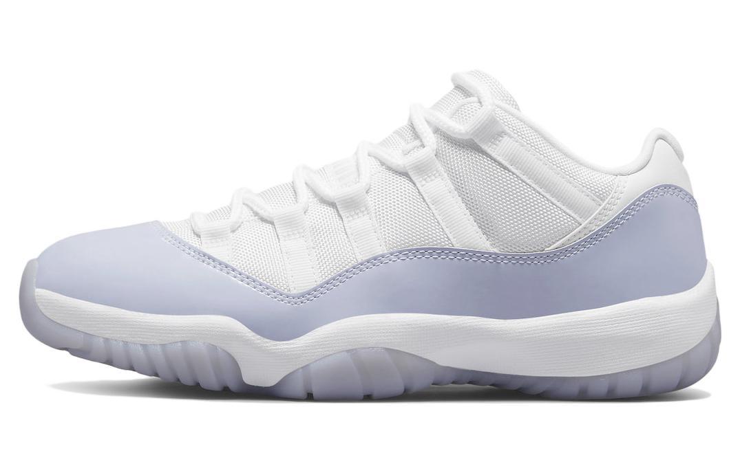 

Кроссовки унисекс Jordan Air Jordan 11 retro low pure violet белые 44.5 EU, Белый, Air Jordan 11 retro low pure violet