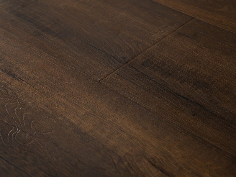

Ламинат Lamiwood BRISTOL Дуб Коньячный, 34 класс, толщина 12 мм, 1.750 кв.м 2410, Коричневый;темно-коричневый