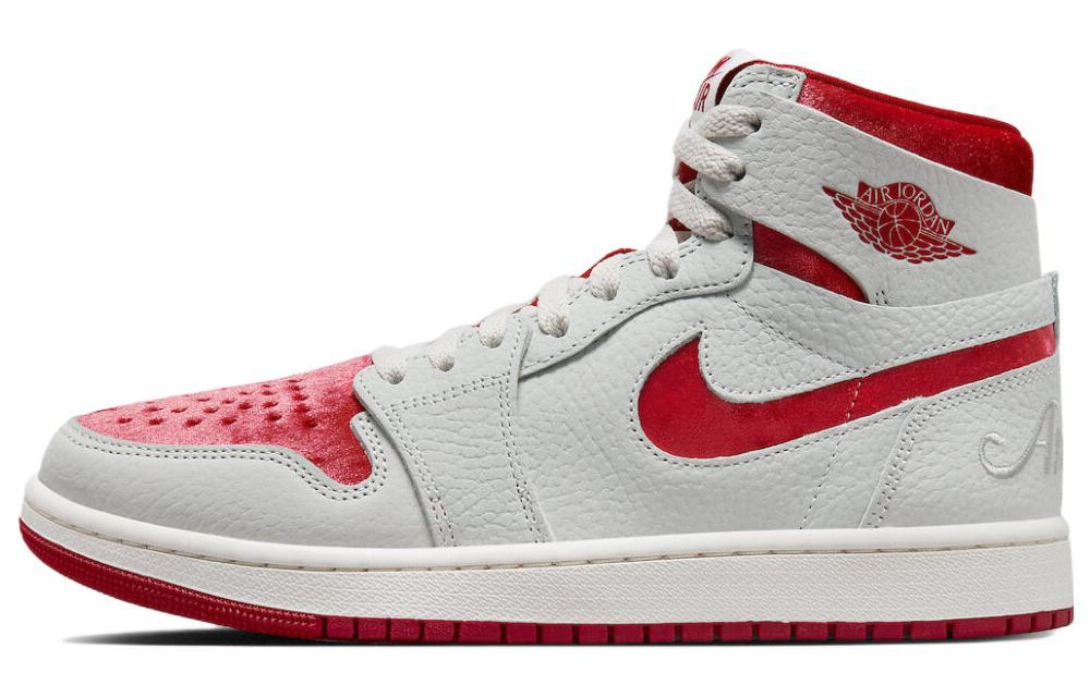 

Кеды унисекс Jordan Air Jordan 1 Zoom CMFT 2 Valentine's Day серые 44 EU, Серый, Air Jordan 1 Zoom CMFT 2 Valentine's Day