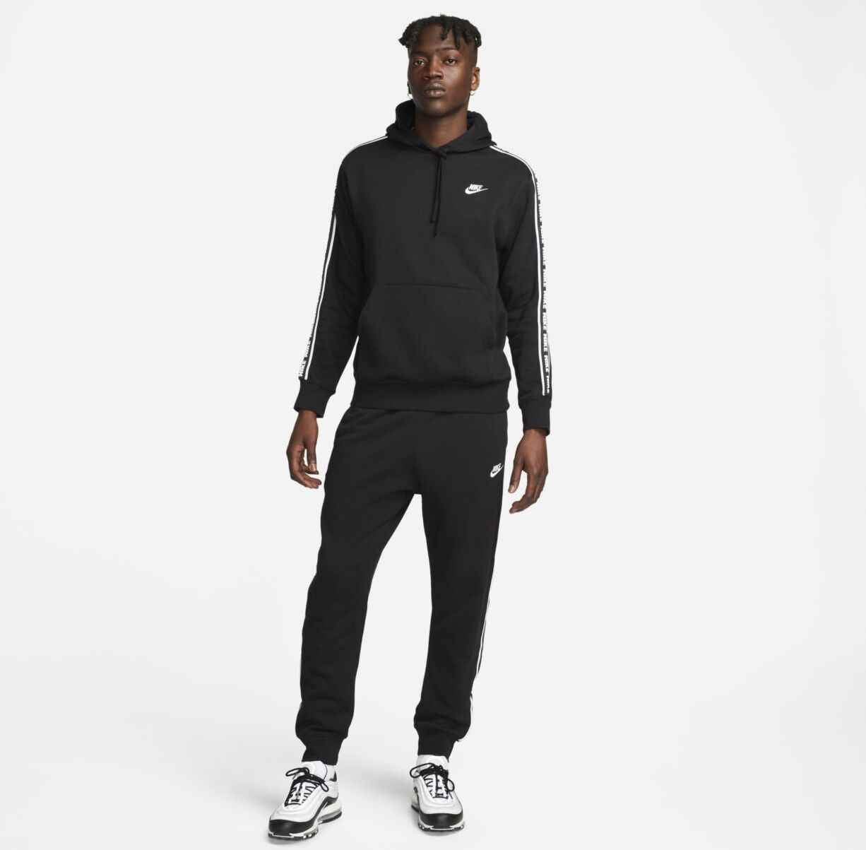 

Костюм мужской Nike M Club Fleece Gx Track Suit черный XL, M Club Fleece Gx Track Suit