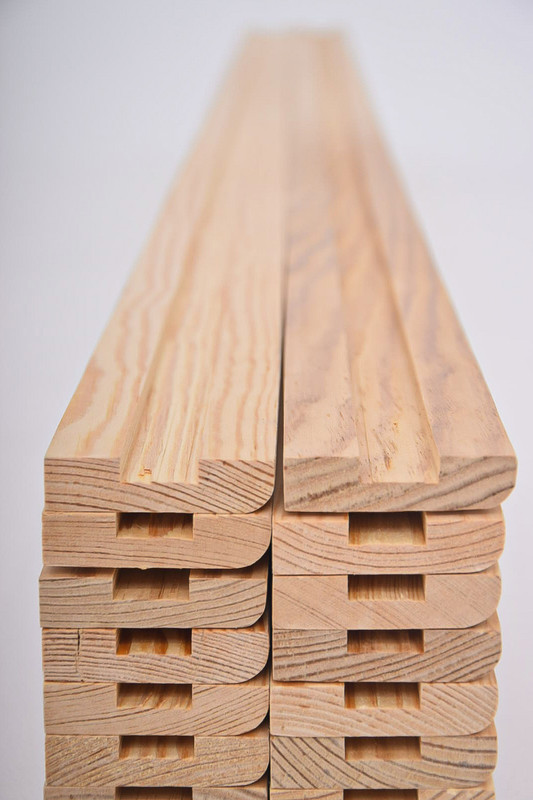 

Плинтус деревянный Varman.pro 15х90х3000мм из сосны (цельный), в упаковке 30 шт, Бежевый