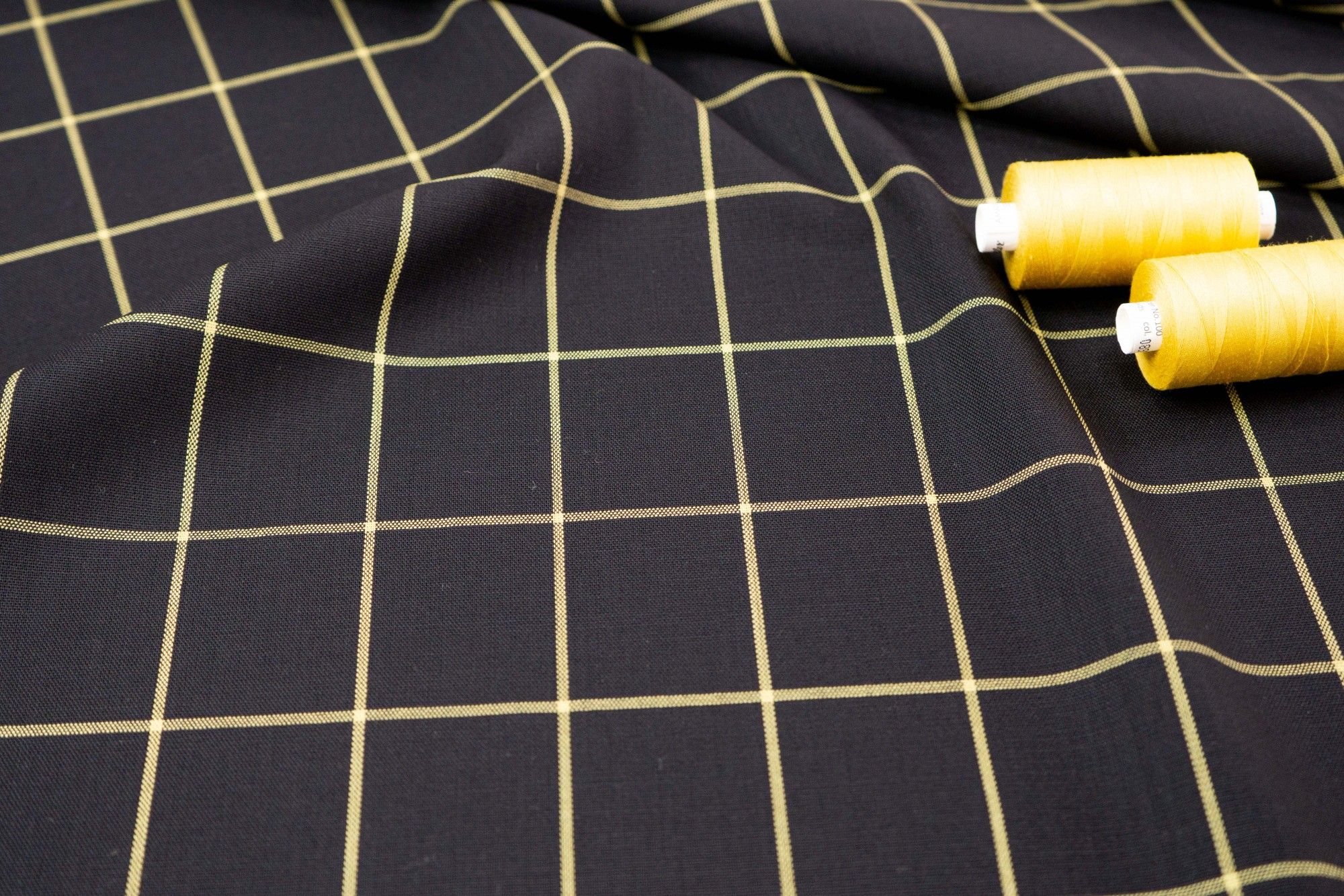 

Ткань UNOFABRIC NN2945 Шерсть с эластаном в клетку. Ткань для шитья 100x155 см, Черный