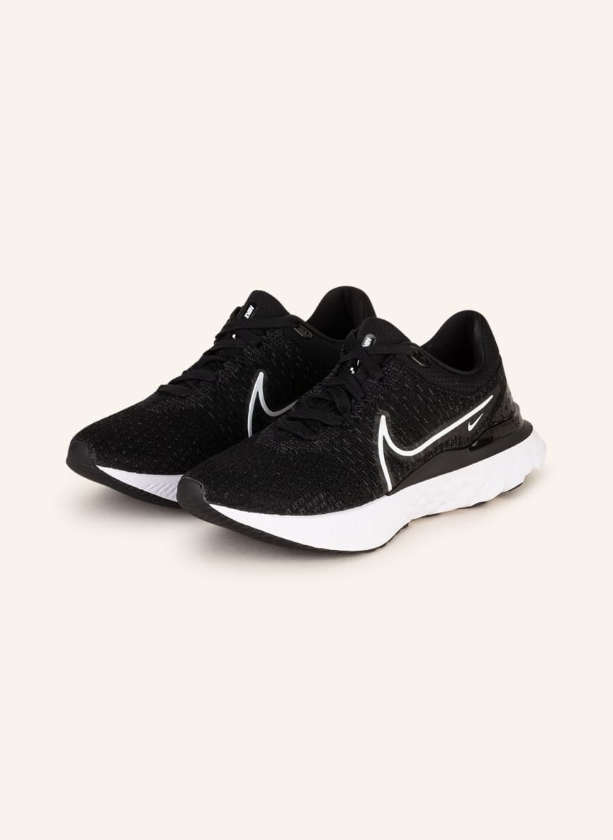 Кроссовки женские Nike 1001242105 черные 41 RU (доставка из-за рубежа)