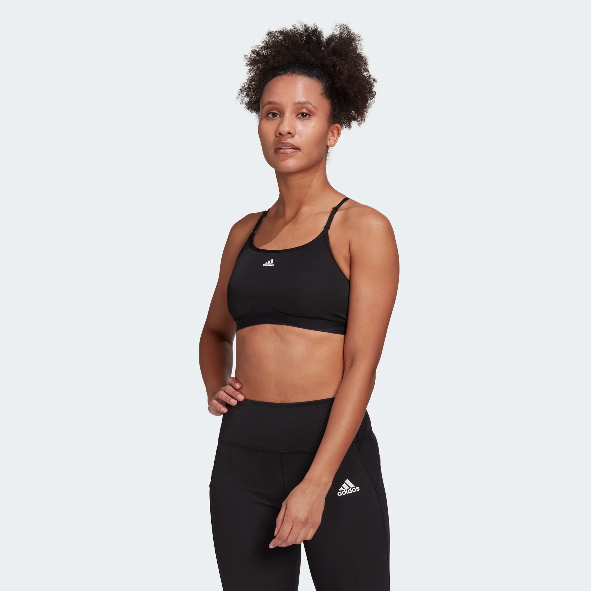 фото Топ женский adidas aeroreact training light-support bra черный sdd