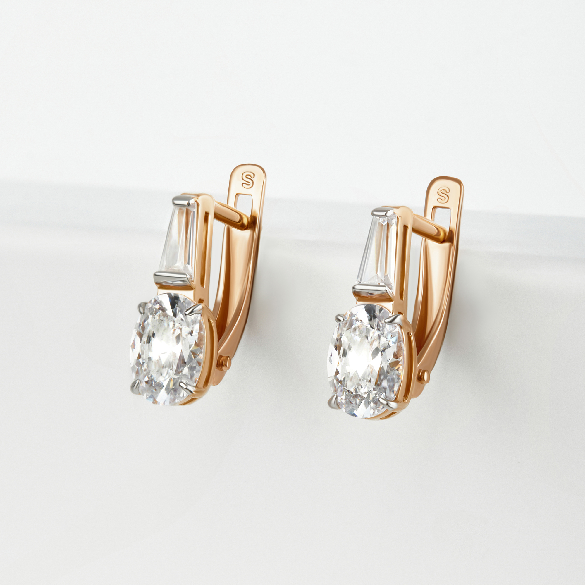 

Серьги из золота с фианитом НАШЕ ЗОЛОТО ДИ029751, ДИ029751