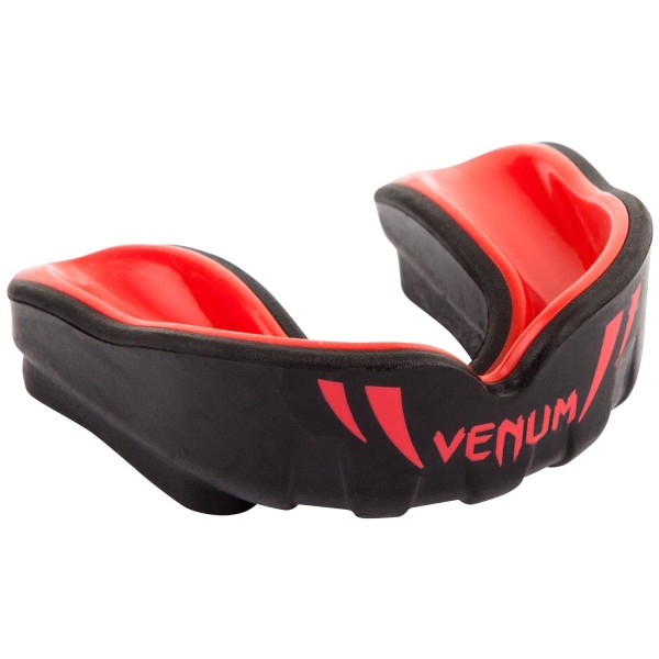 Капа боксерская детская Venum Challenger, черно-красный
