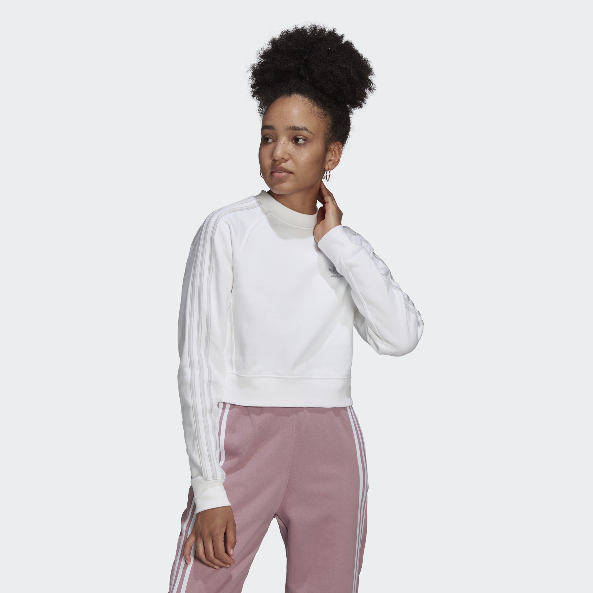 

Свитшот женский Adidas Sweatshirt белый 40 EU, Sweatshirt