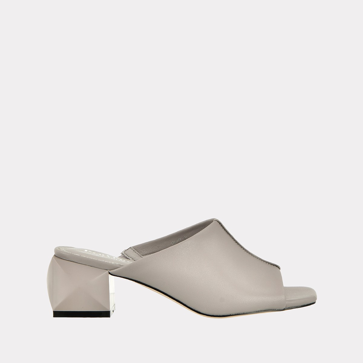 

Мюли женские Versiya shop VV-57 серые 36 RU, VV-57