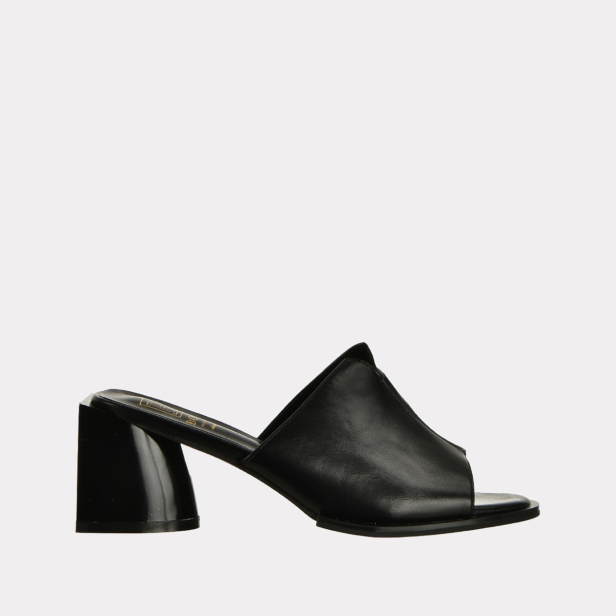 

Мюли женские Versiya shop 22A23 черные 37 RU, Черный, 22A23