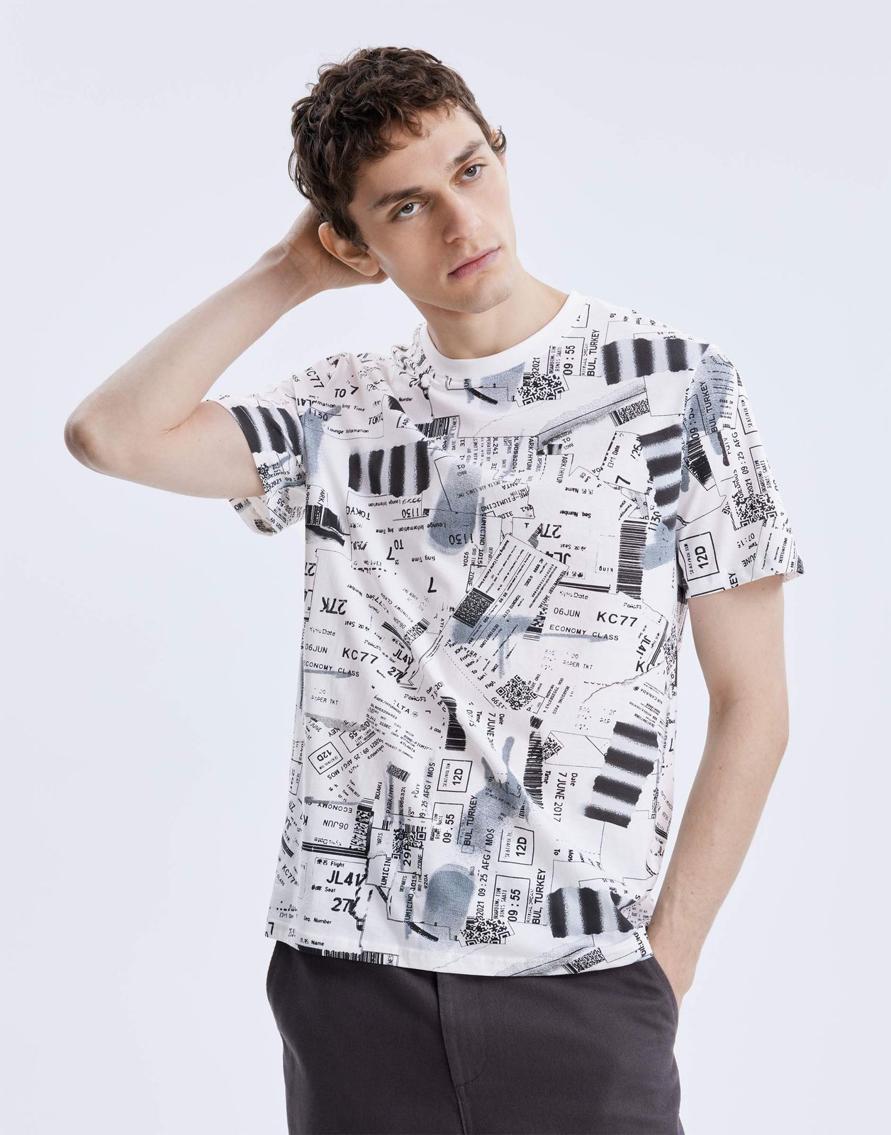 

Футболка мужская Gloria Jeans BKT015357 белый XS/176, BKT015357