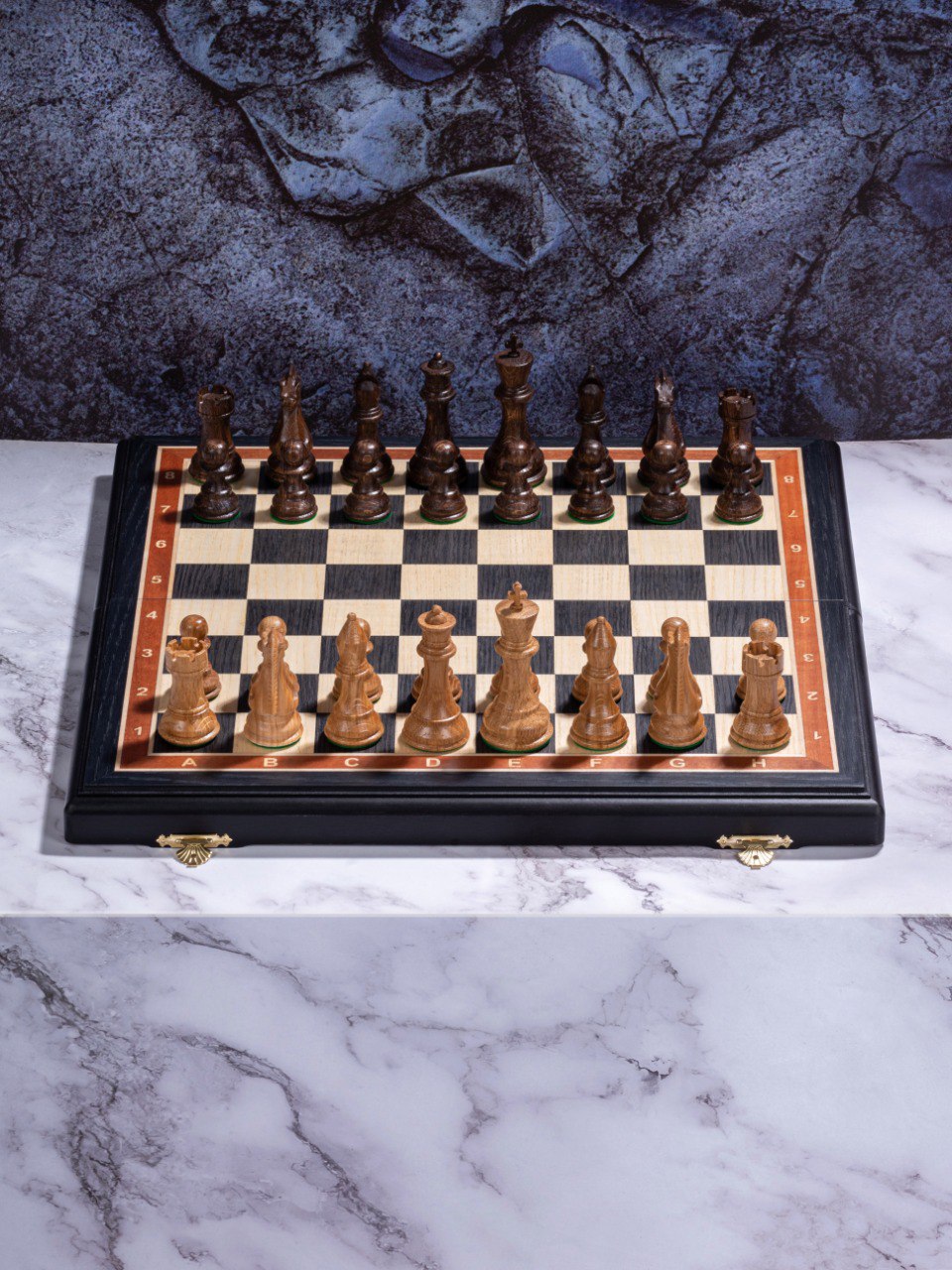 

Шахматы Lavochkashop подарочные фигуры с утяжелением из дуба, Шахматы подарочные фигуры с утяжелением из дуба