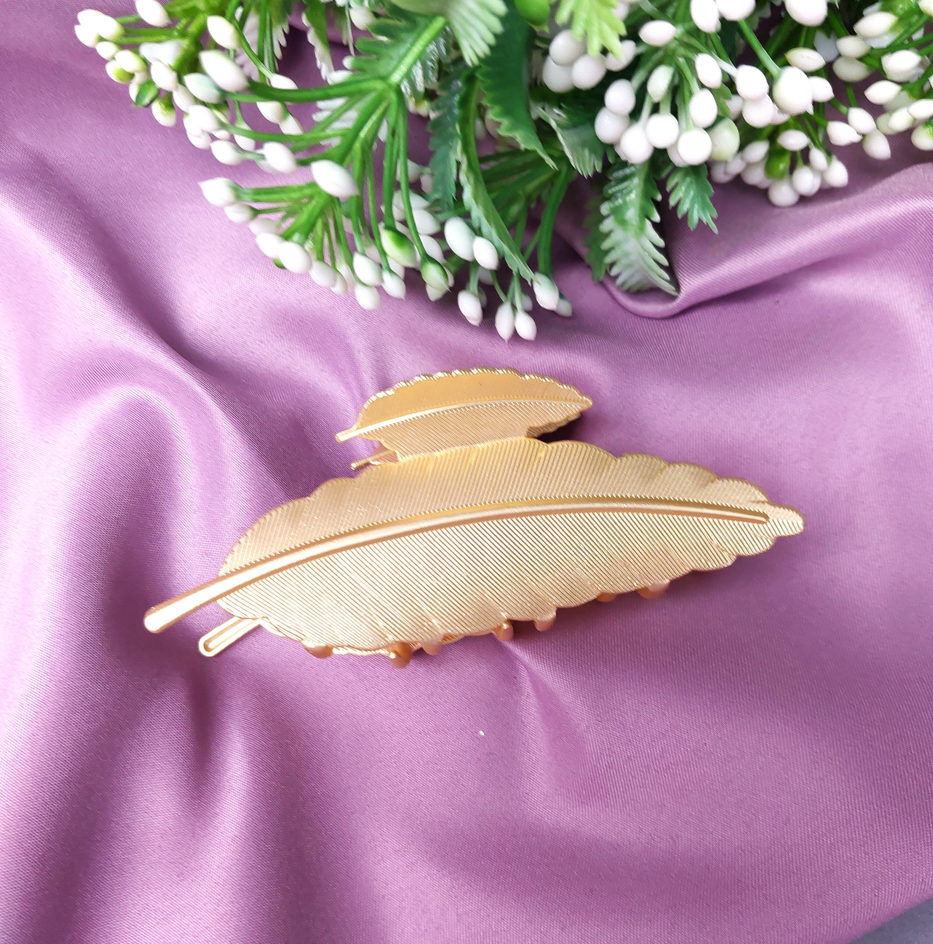 

Заколка-краб Mayl 061 золотая, 1 шт, Золотистый, 061