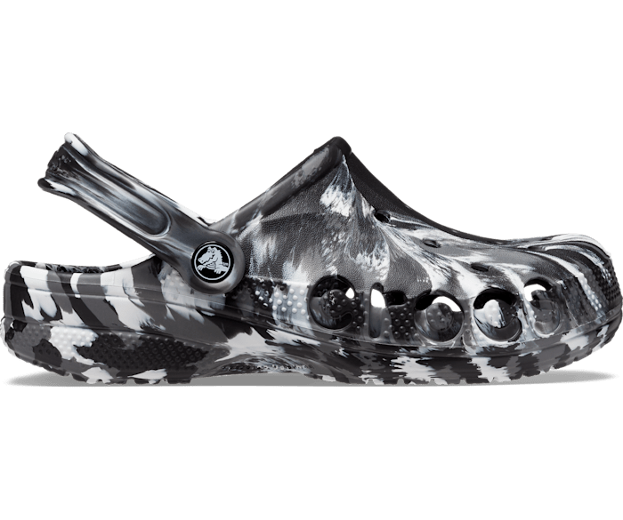 

Сабо женские Crocs CRW_206935 черные 39-40 RU (доставка из-за рубежа), CRW_206935