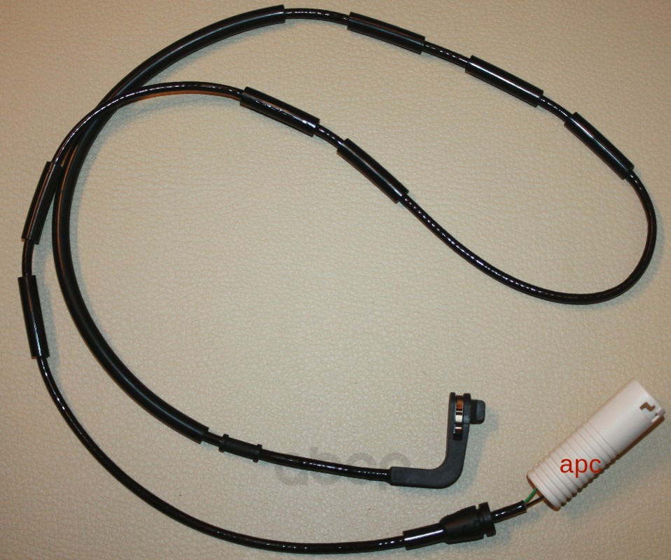 

24319F =QBWS0247 [34356762253] датчик износа колодок зад. BMW 1 E87/3 E90/E91 all 04> L=10, 24319F =QBWS0247 [34356762253] датчик износа колодок зад. BMW 1 E87/3 E90/E91 all 04> L=1090
