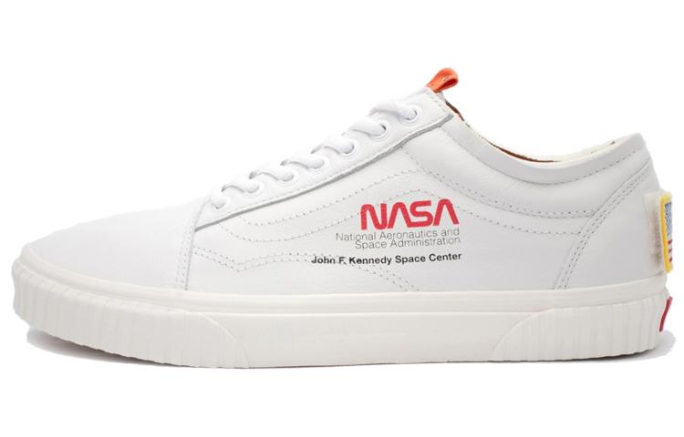 

Кеды унисекс Vans NASA x Old Skool Space Voyager белые 42 EU, Белый, NASA x Old Skool Space Voyager