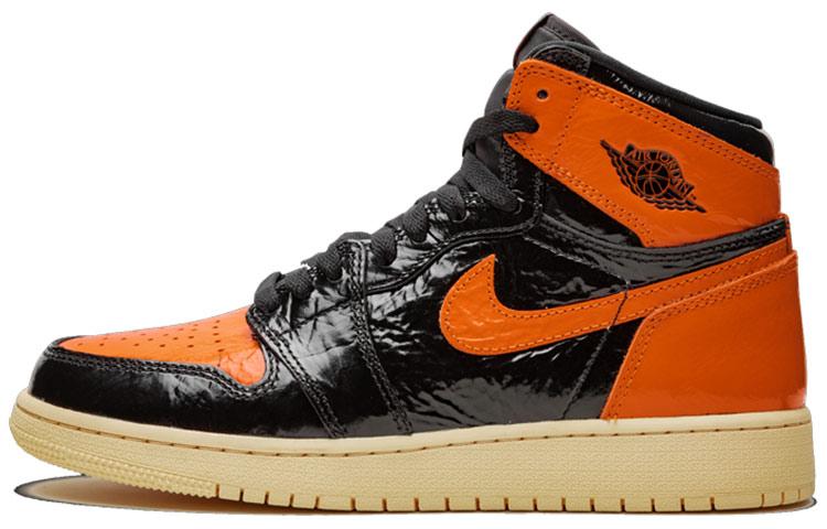 

Кеды унисекс Jordan Air Jordan 1 Retro High OG GS разноцветные 40 EU, Разноцветный, Air Jordan 1 Retro High OG GS
