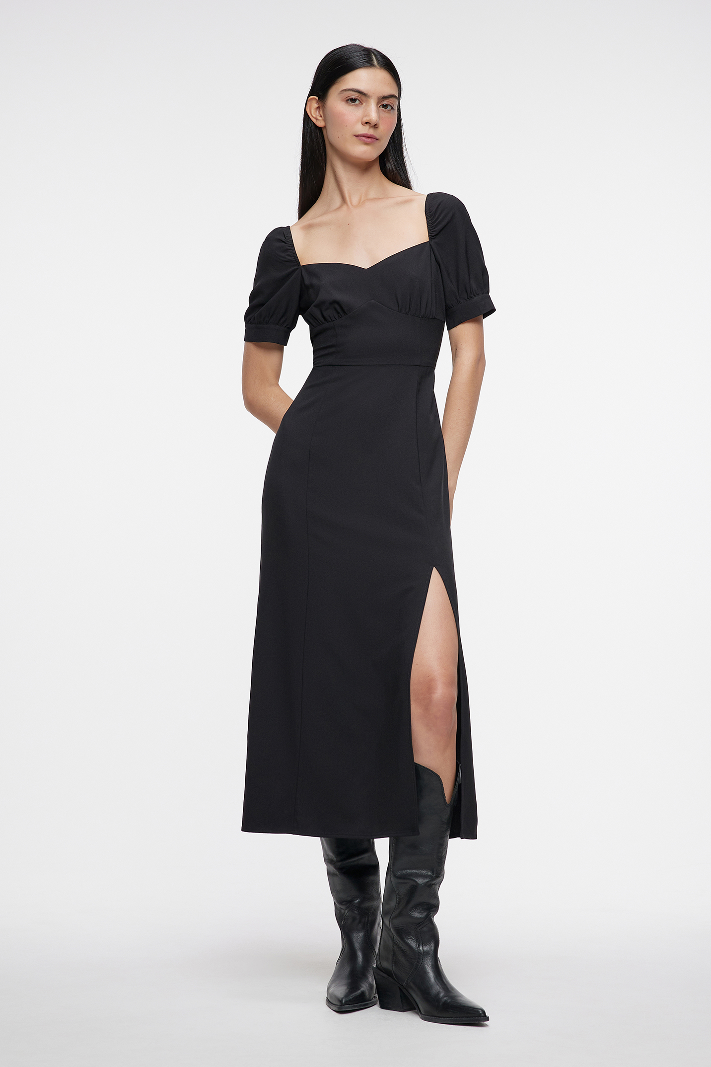 

Платье женское Befree 2321409544 черное S, 2321409544