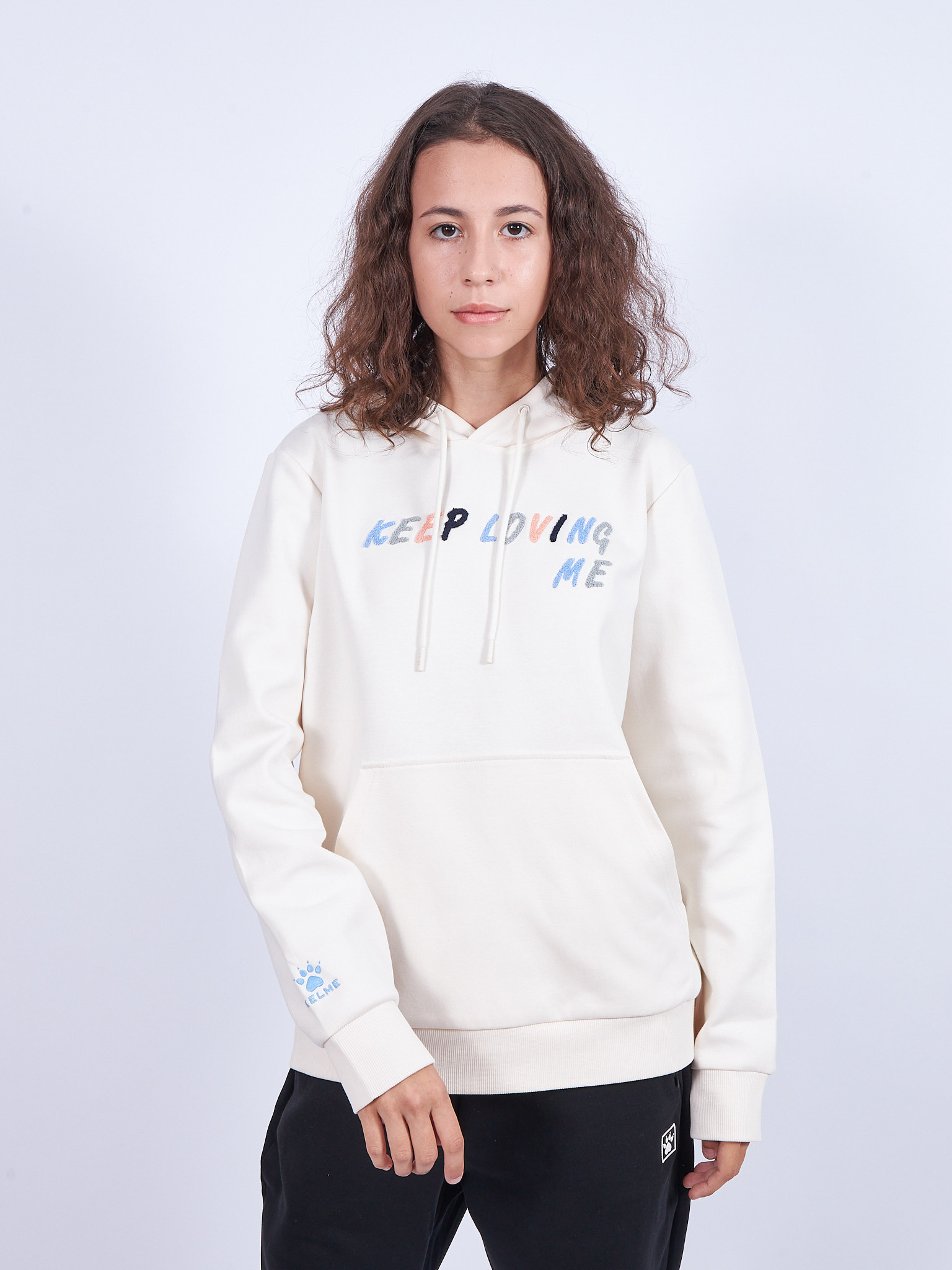 

Худи женское KELME 6137TT2003-102 бежевое M, 6137TT2003-102
