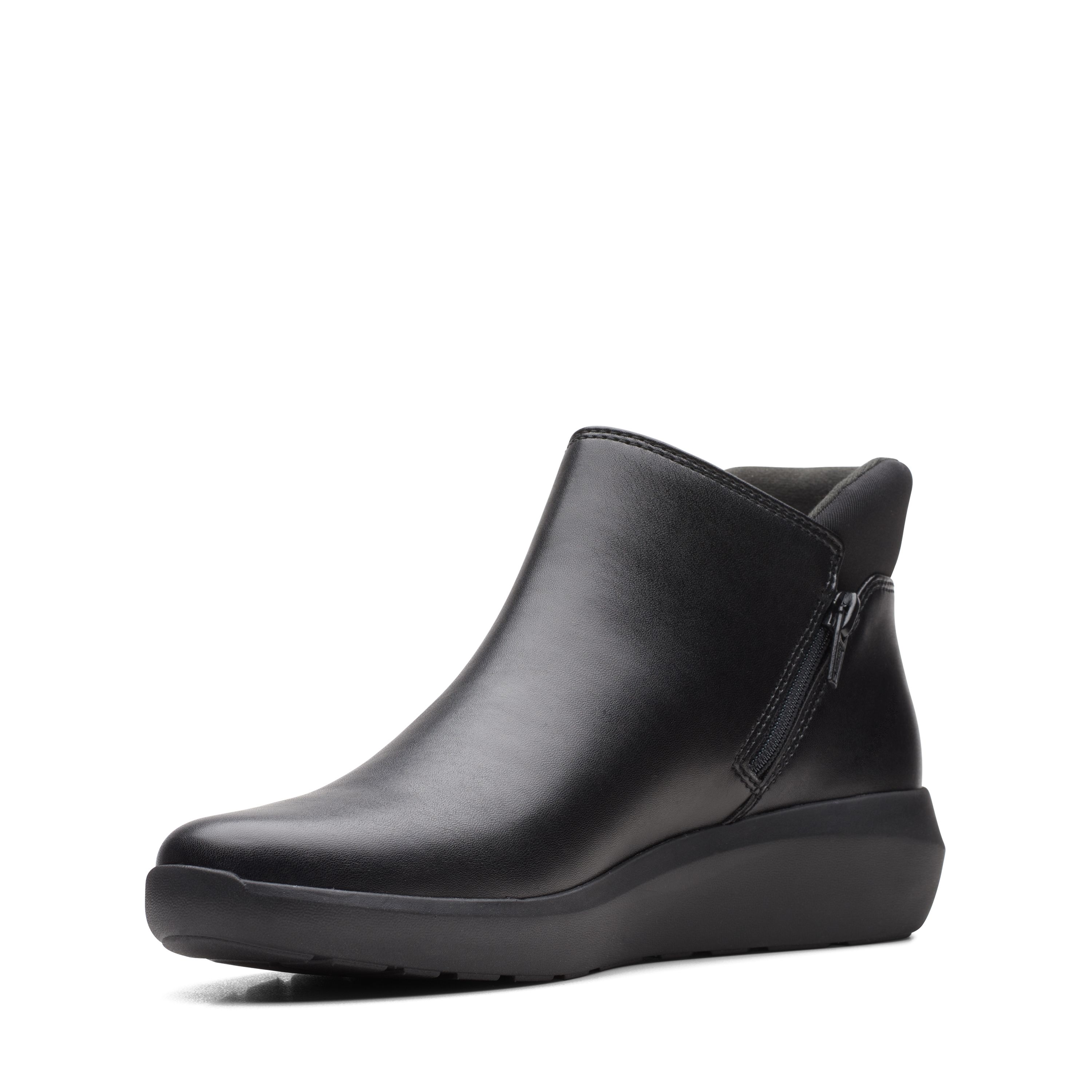 

Полусапоги женский Clarks 26163322 черные 40 EU, Черный, 26163322