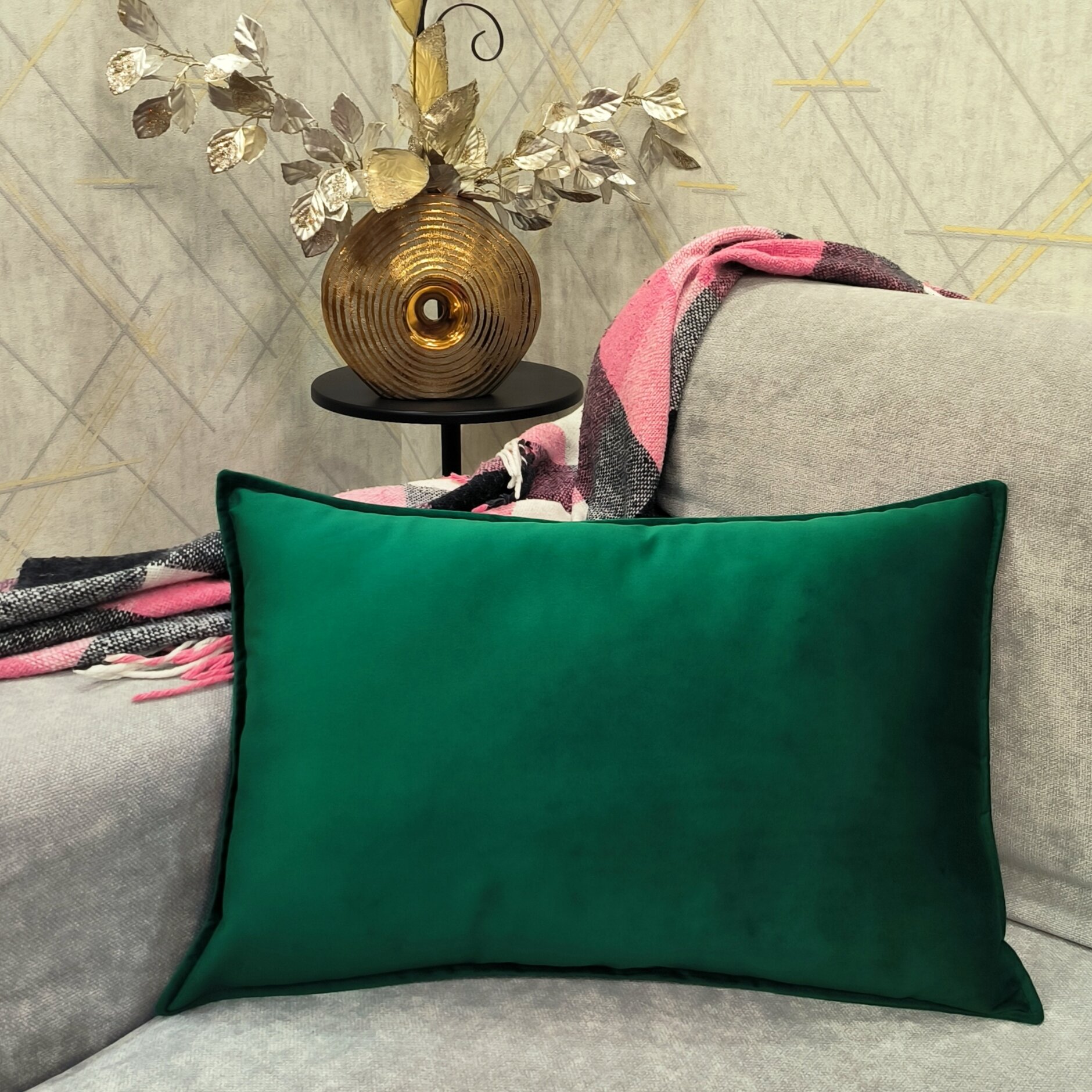 Декоративная подушка из бархата НЕВЕЛТЕКС плитка40х40х60, цвет зеленый