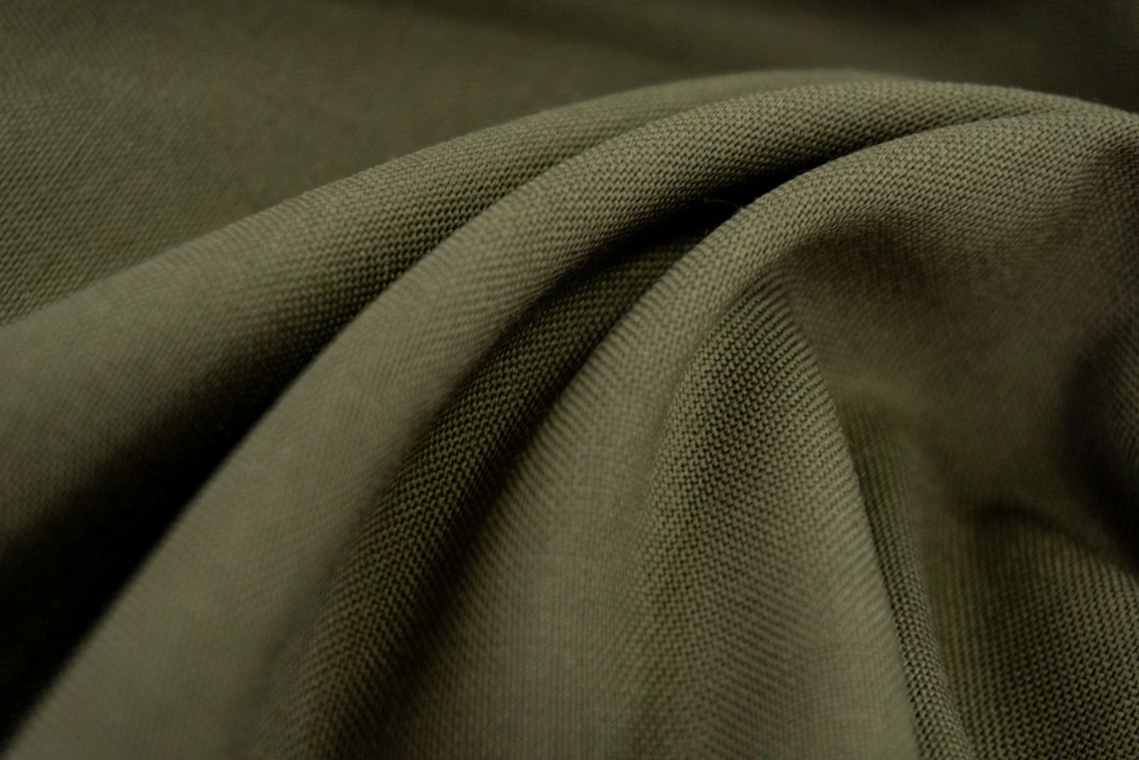 

Ткань UNOFABRIC 2200532666356 костюмно-плательная шерсть хаки. Ткань для шитья 100x155 см, Зеленый