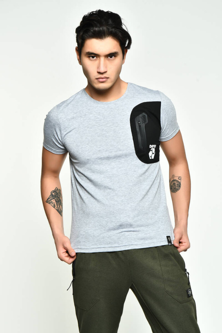 

Футболка мужская David Gerenzo 900000050132 серая L (товары доставляются из-за рубежа), Серый, 900000050132