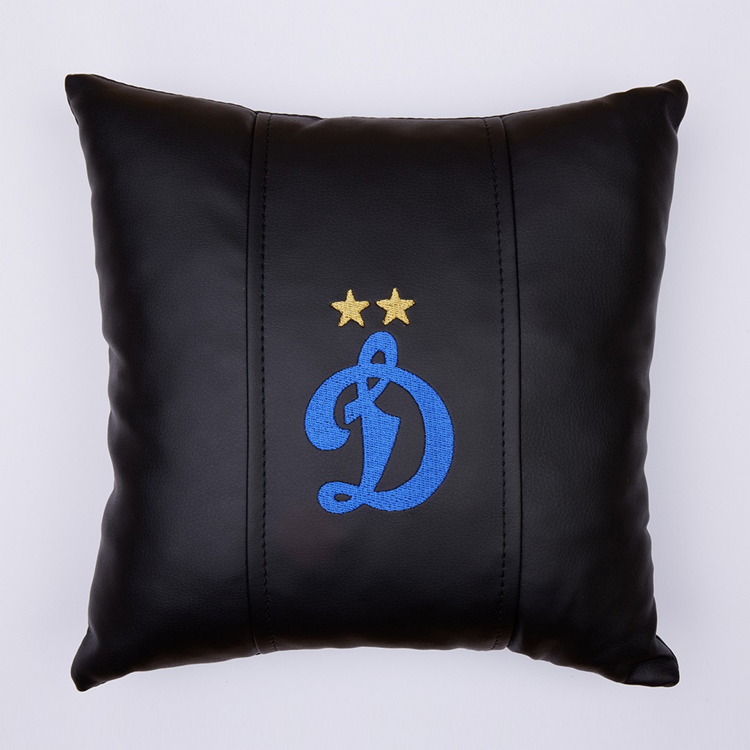 Подушка ФК Динамо Москва 15733 черная