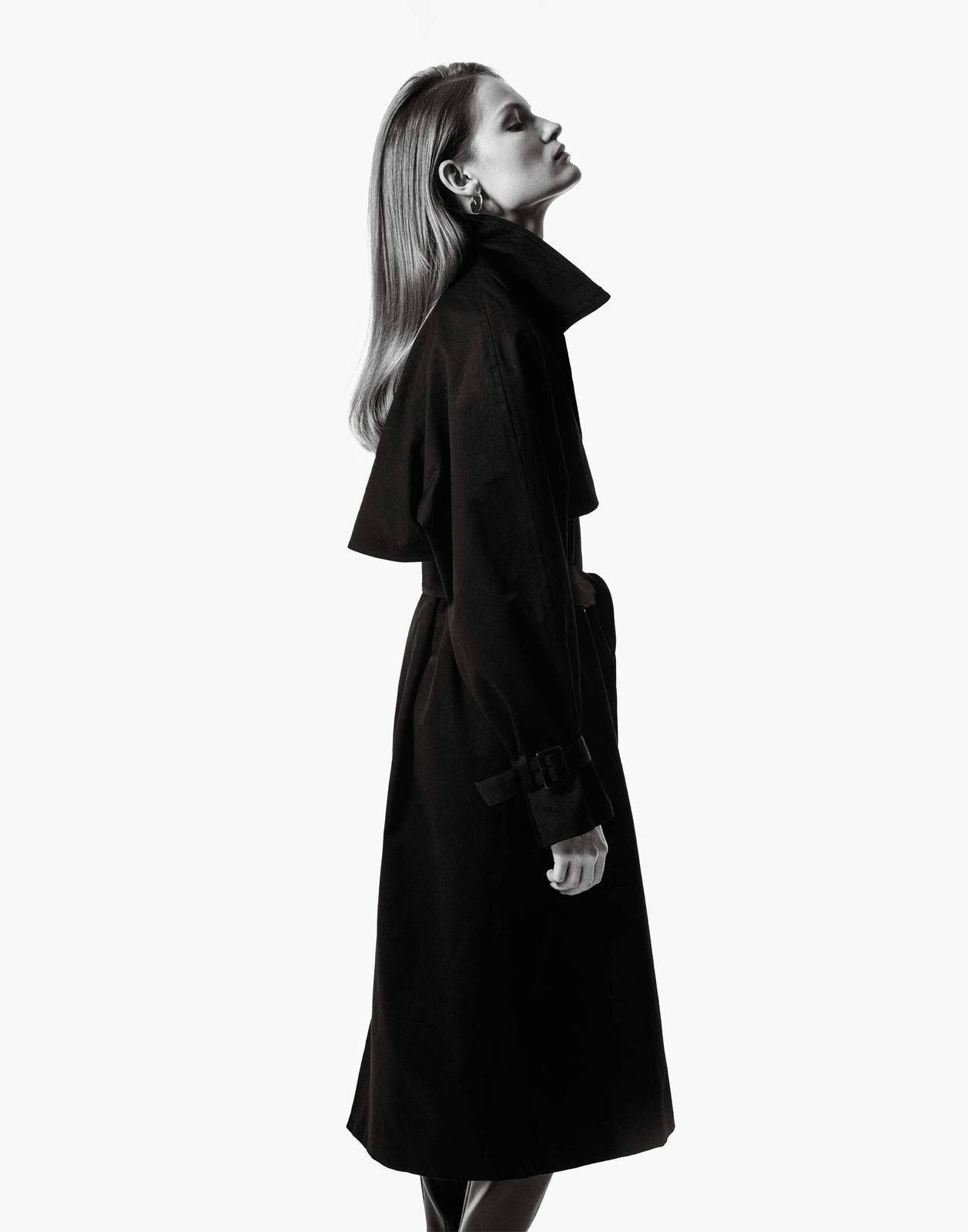 

Тренч женский Gloria Jeans GOW003765 черный XS/164, GOW003765