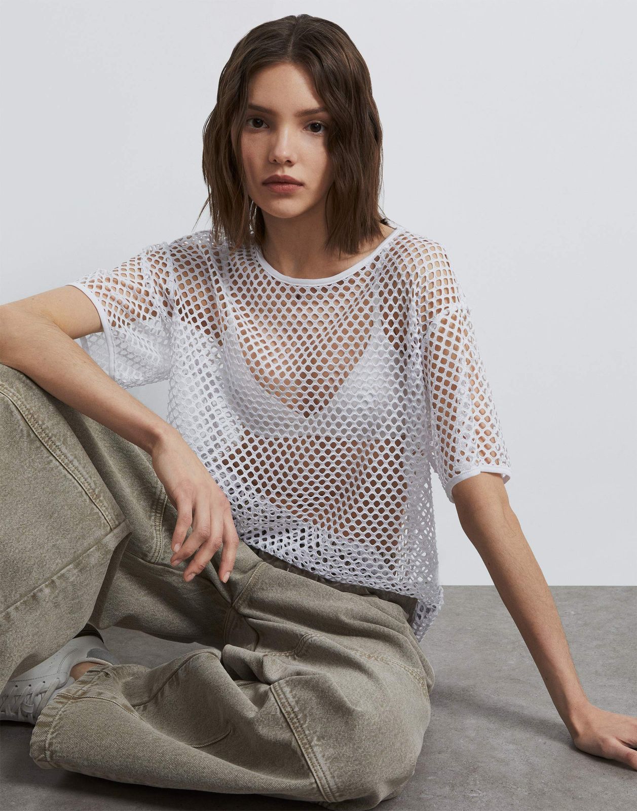 

Футболка женская Gloria Jeans GKT023239 белый L/170, GKT023239