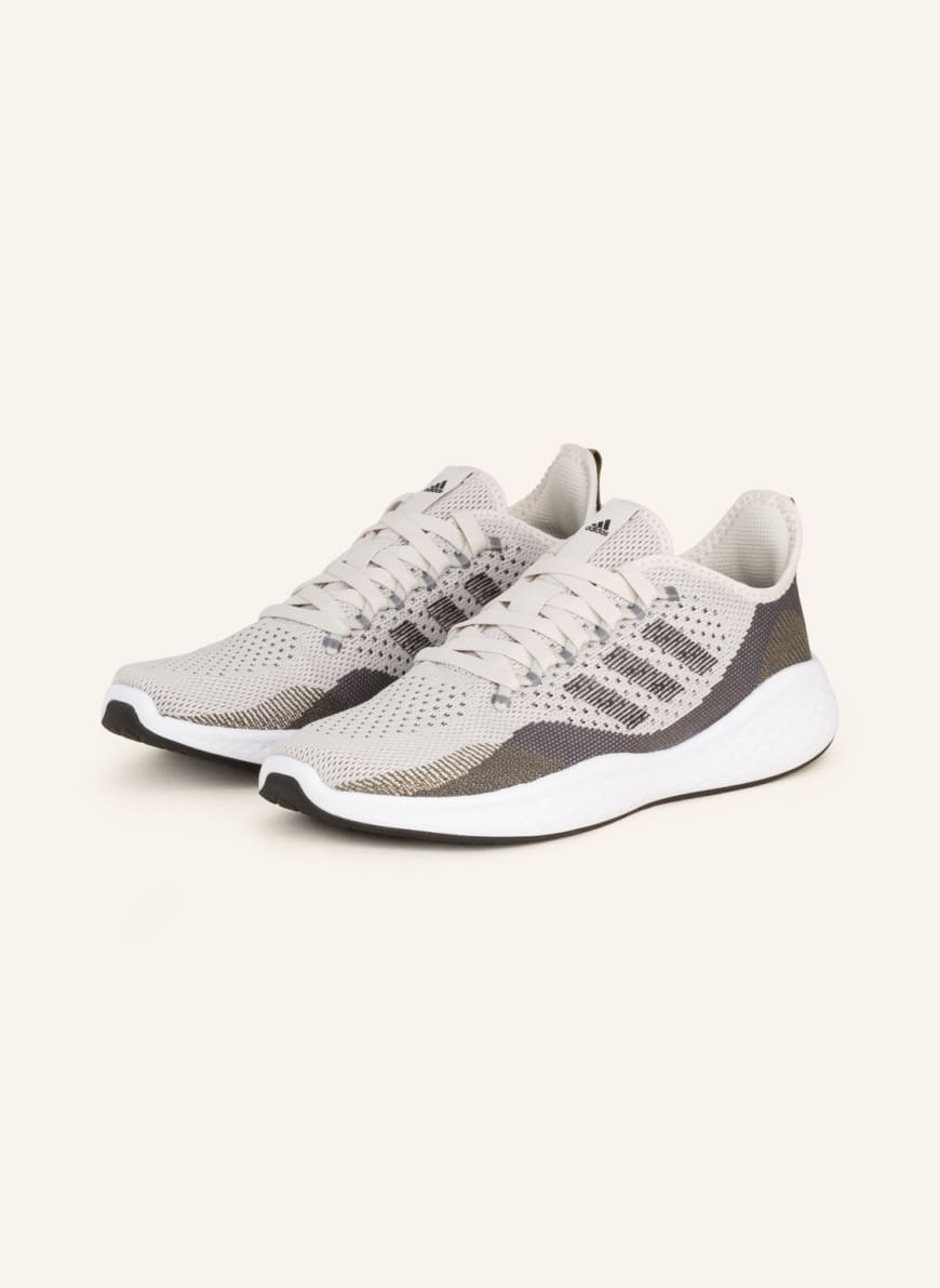 

Кроссовки мужские Adidas 1001298325 серые 44 RU (доставка из-за рубежа), 1001298325