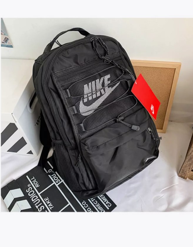 Рюкзак унисекс Nike Strap черный, 45х30х18 см